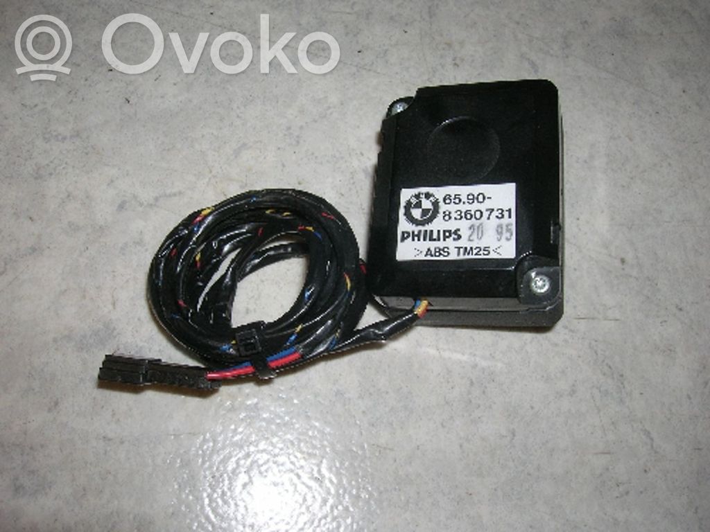 Navigation GPS unit bracket/holder   65908360731,65908360731