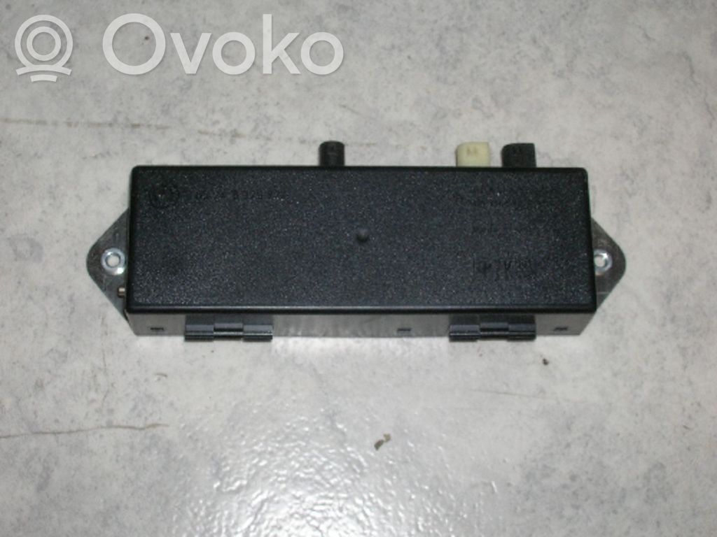 BMW 3 E36 Antenos stiprintuvas 