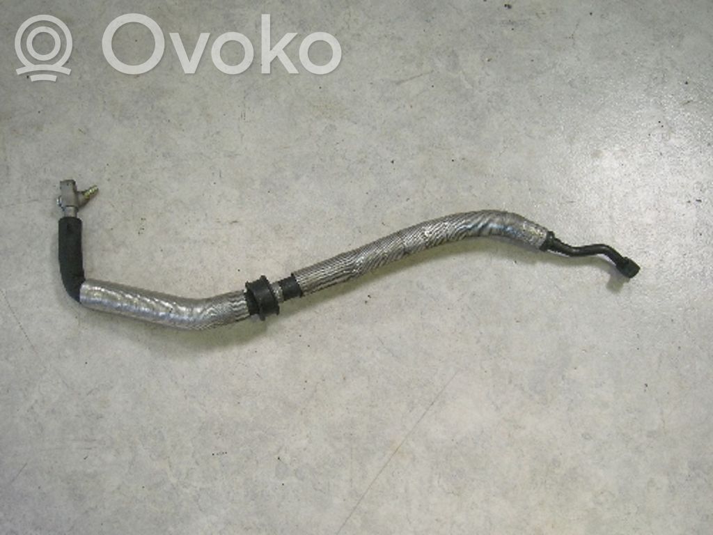 BMW 3 E36 Ilmastointilaitteen putki (A/C) 