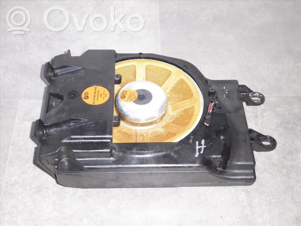 BMW 7 E65 E66 Subwoofer 