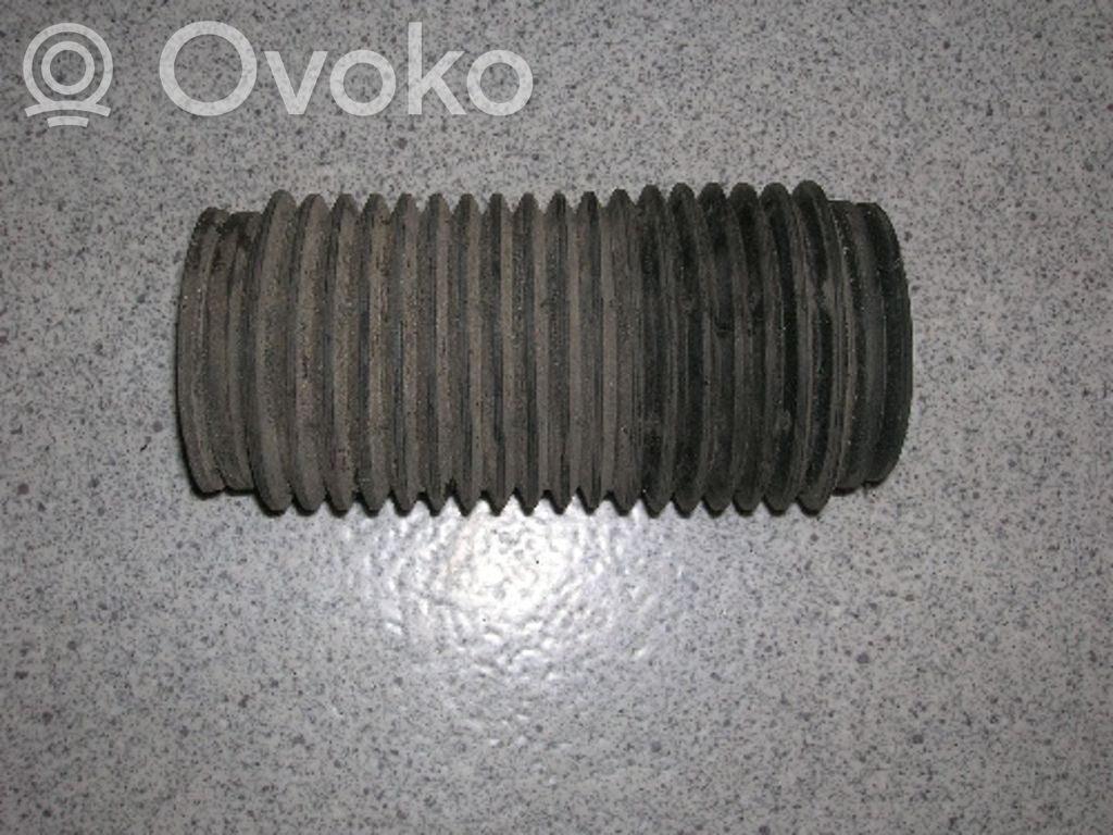 BMW 5 E34 Osłona amortyzatora przedniego 