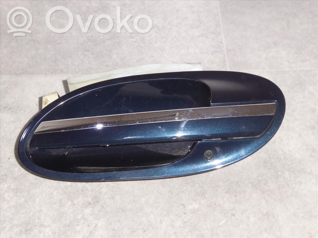 BMW 7 E65 E66 Takaoven ulkokahva 