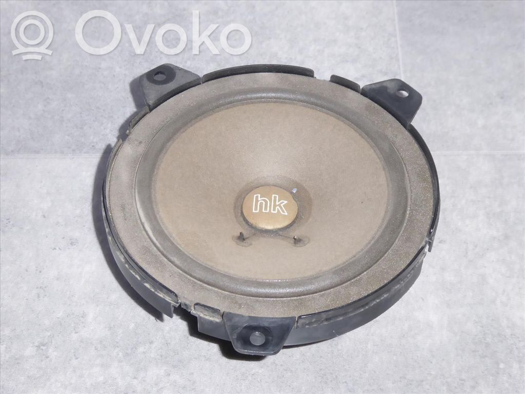 BMW 3 E46 Subwoofer 