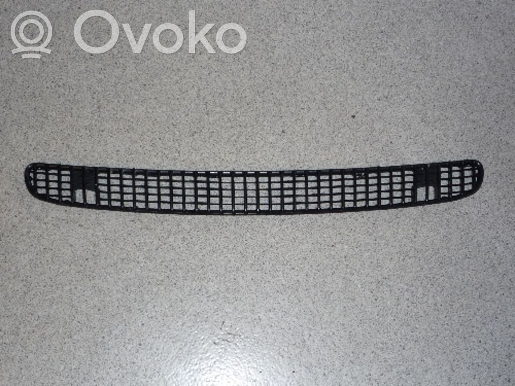 BMW 3 E46 Engine hood trim 