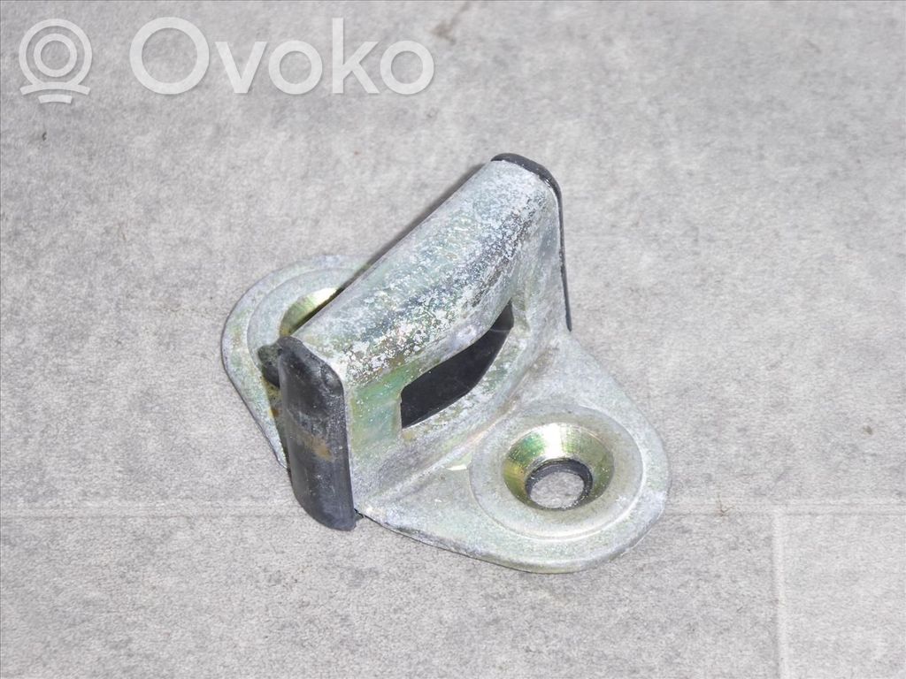 BMW 3 E30 Rear door lock loop/hook striker 