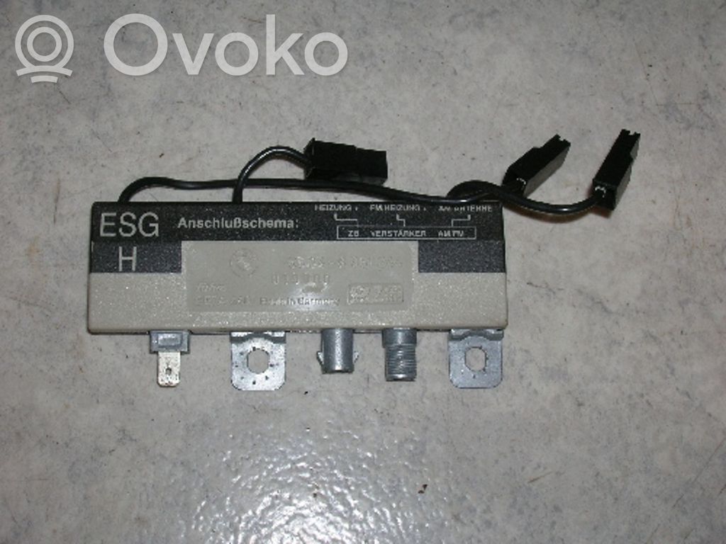 BMW 5 E34 Antenos stiprintuvas 