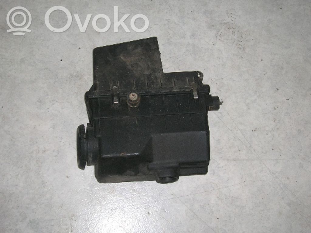 BMW 5 E34 Įsiurbimo rezonatorius 