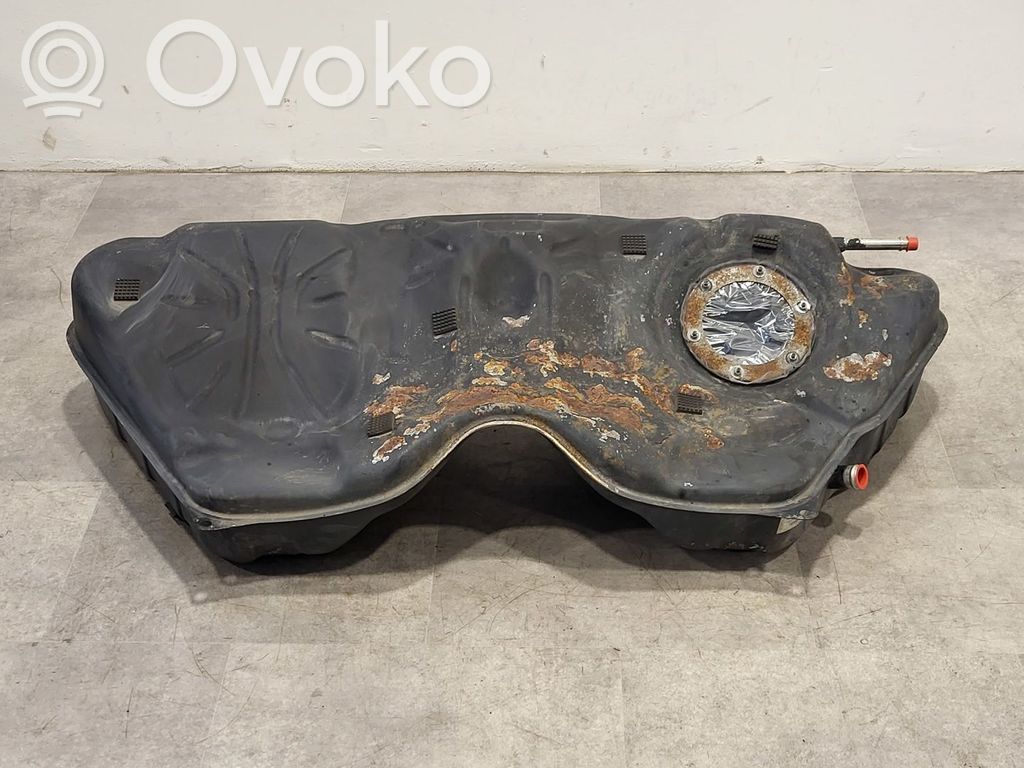 BMW 5 F10 F11 Polttoainesäiliö 