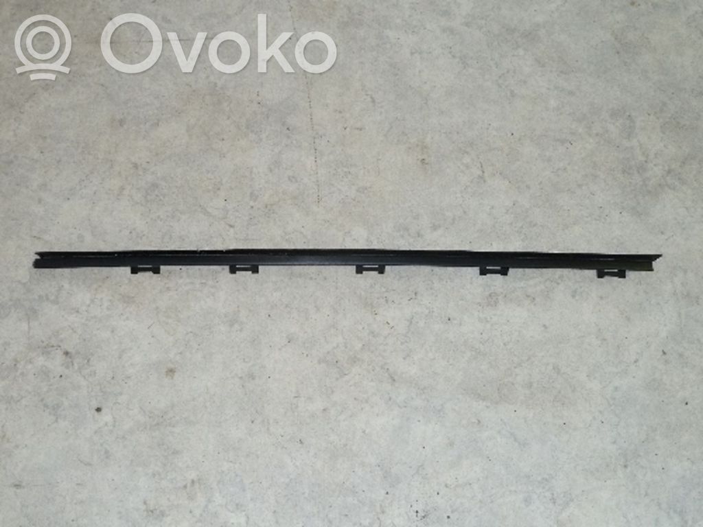 BMW 5 E39 Inne elementy wykończeniowe drzwi przednich 