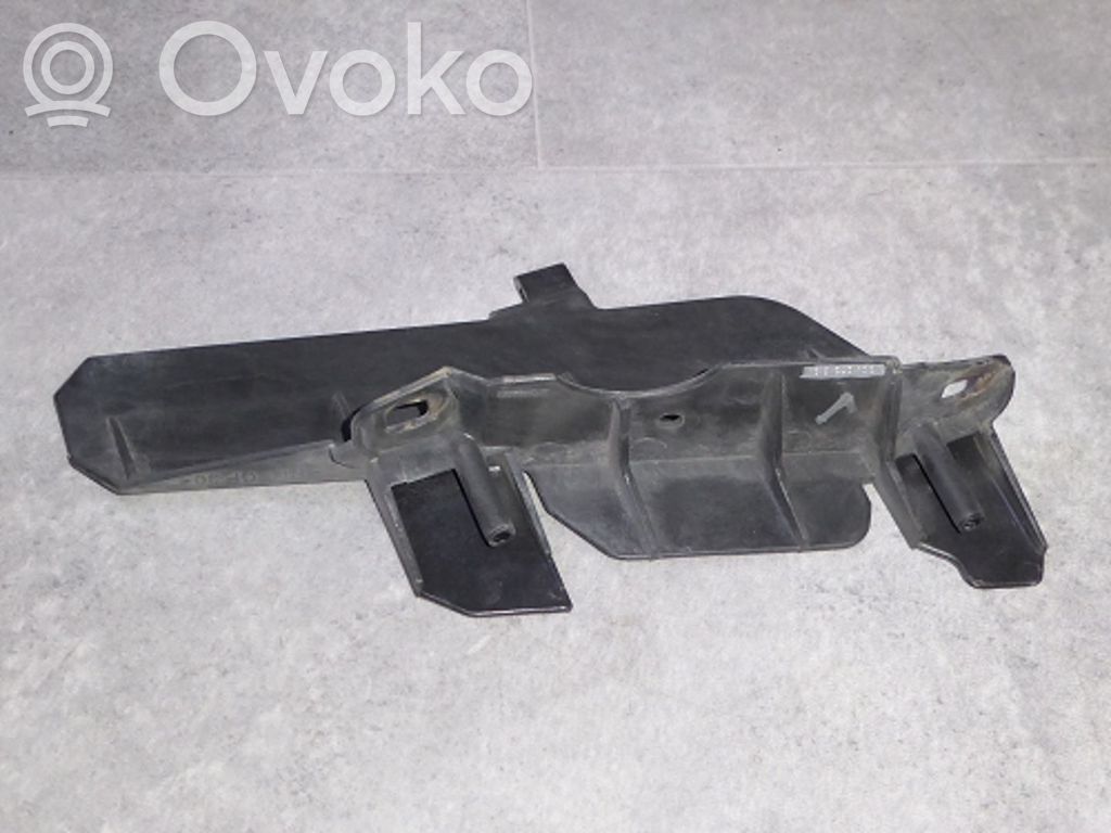 BMW 7 E38 Support phare frontale 