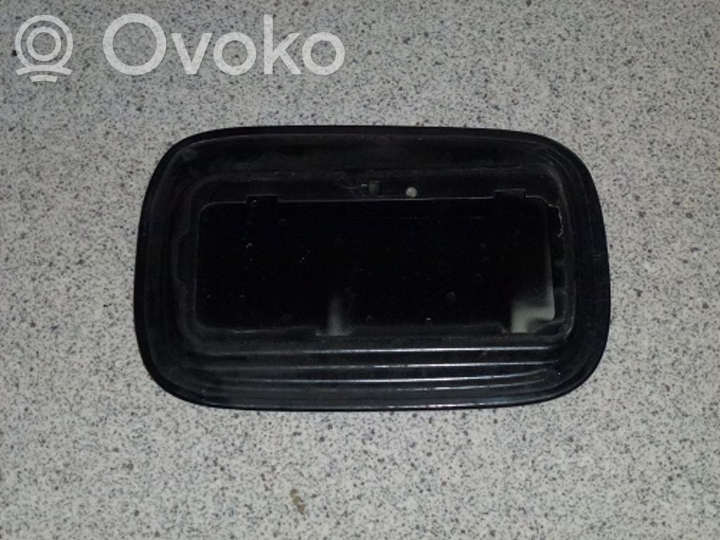 BMW 1 E82 E88 Apdaila aplink degalų bako dangtelį 