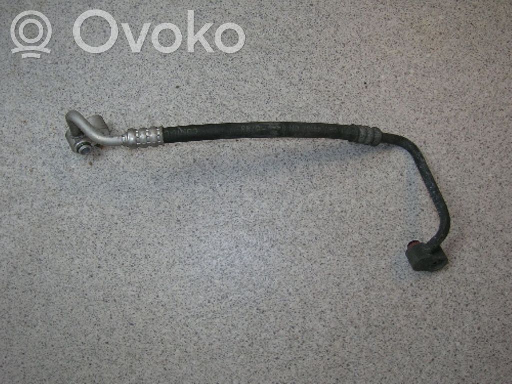 BMW 3 E36 Ilmastointilaitteen putki (A/C) 