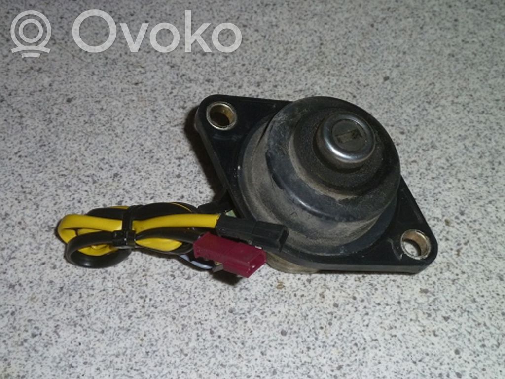 BMW 7 E38 Tailgate/trunk/boot lock/catch/latch 