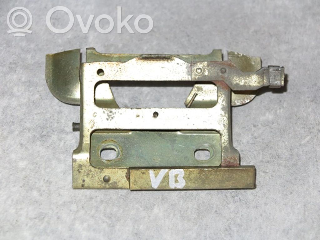 BMW 3 E30 Manecilla interna puerta trasera 