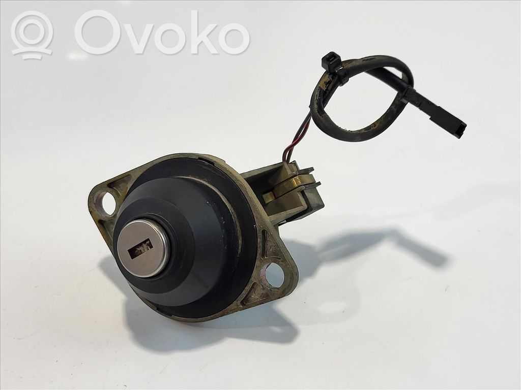 BMW 5 E39 Tailgate/trunk/boot lock/catch/latch 