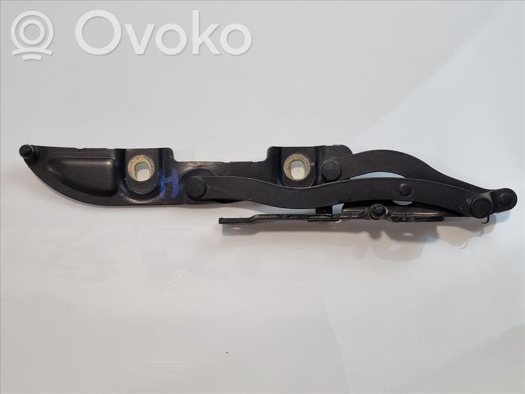 BMW 3 E46 Tailgate/trunk/boot hinge 