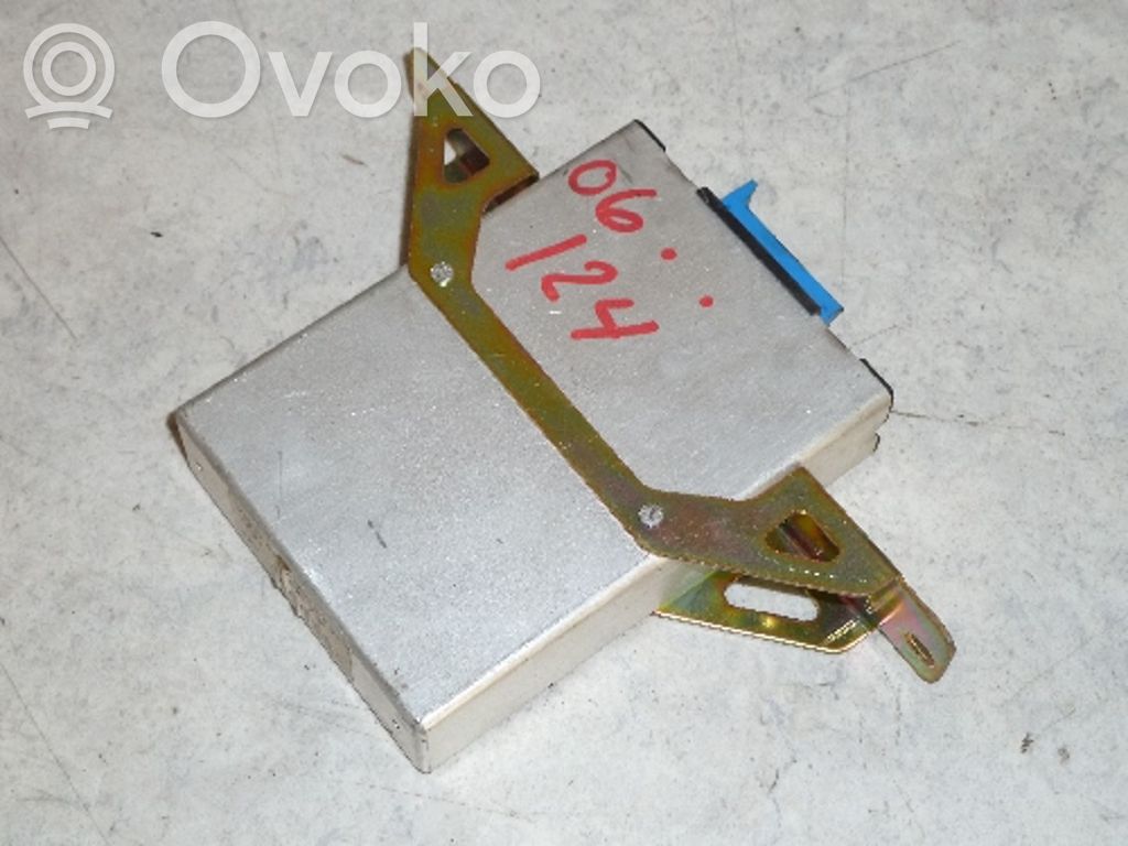 BMW 5 E34 Cruise control unit/module 