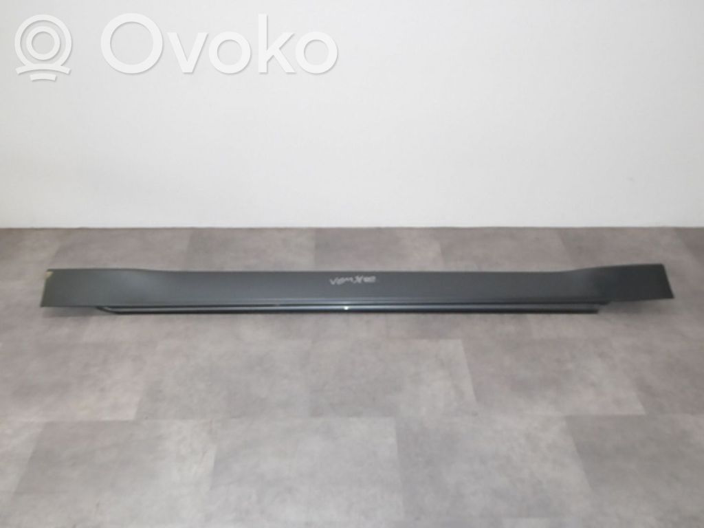BMW 7 E65 E66 Front sill trim cover 