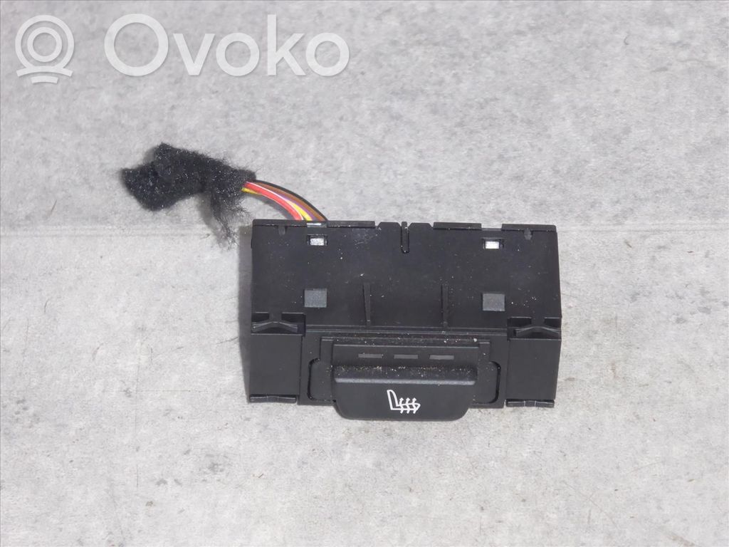 BMW 5 G30 G31 G38 Comutator încălzire scaune 