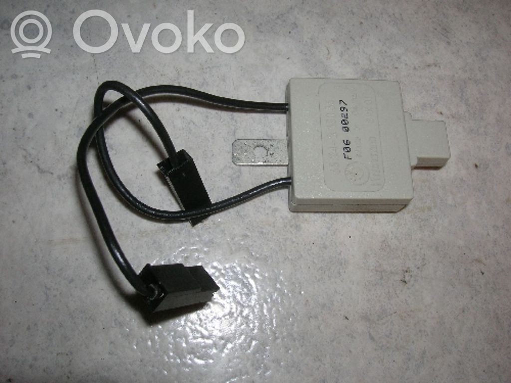BMW 5 E34 Antenos stiprintuvas 