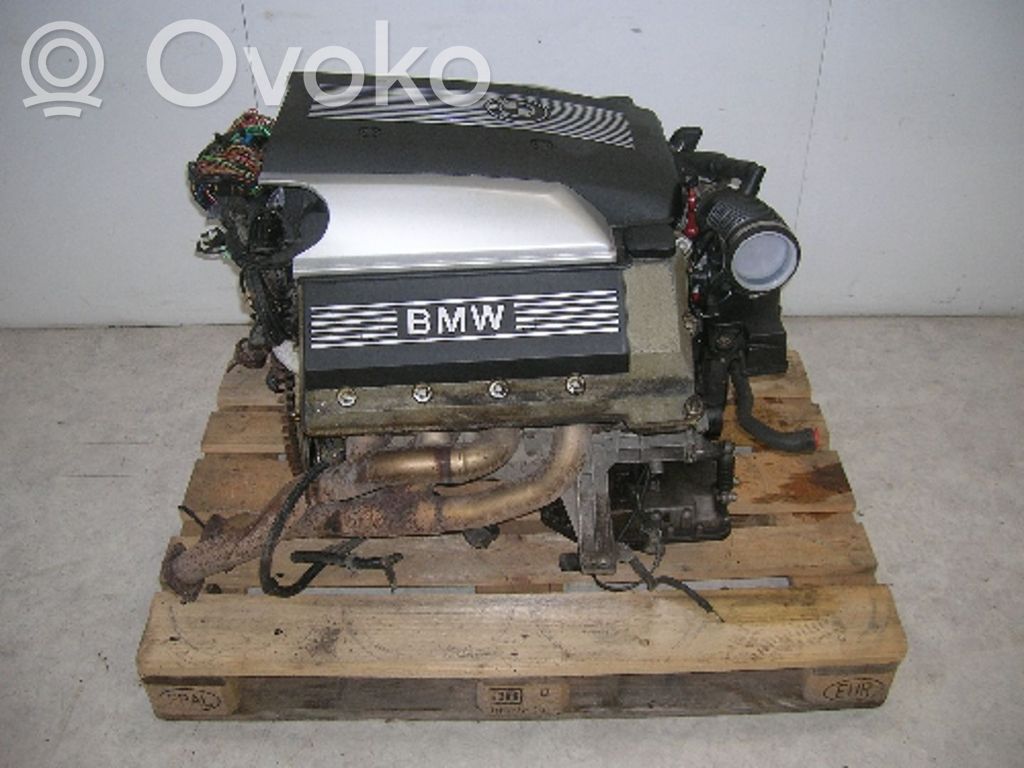 BMW 5 E39 Двигатель в сборе 