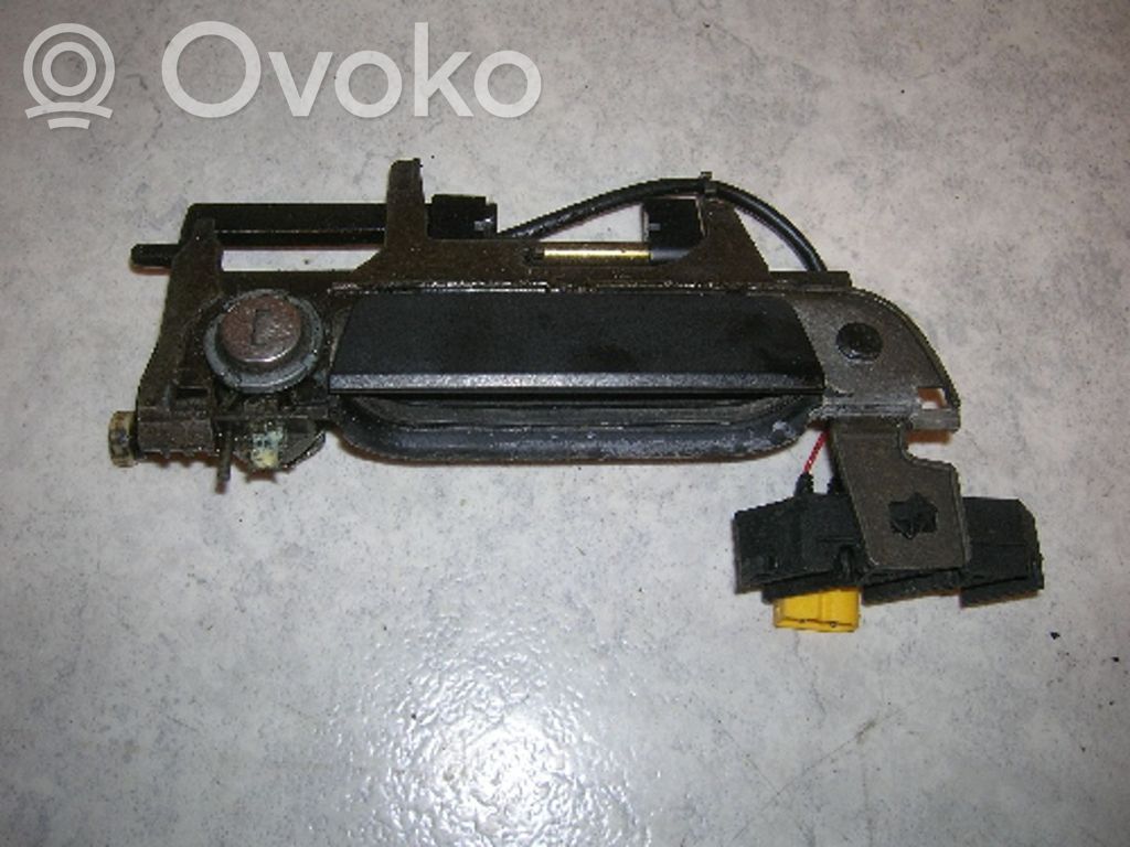 BMW 5 E34 Cerradura de puerta trasera 