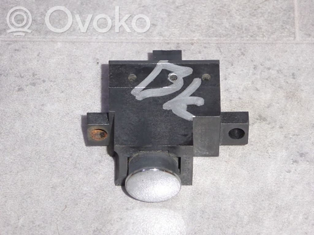 BMW 7 E65 E66 Tailgate/boot open switch button 