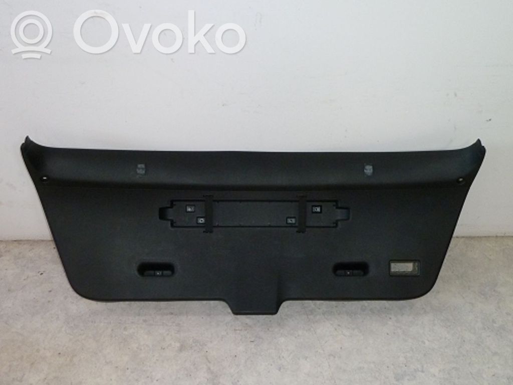 BMW 3 E46 Osłona tylnej klapy 