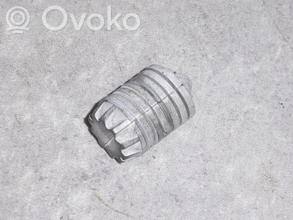BMW 5 E39 Engine bonnet/hood sound/heat insulation 