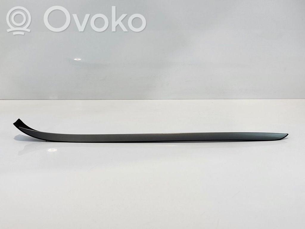 BMW 3 E90 E91 Front door glass trim molding 
