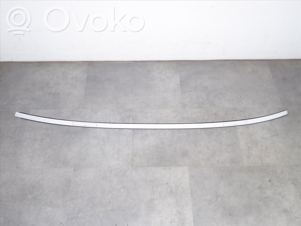 BMW 3 E90 E91 Katon muotolistan suoja 