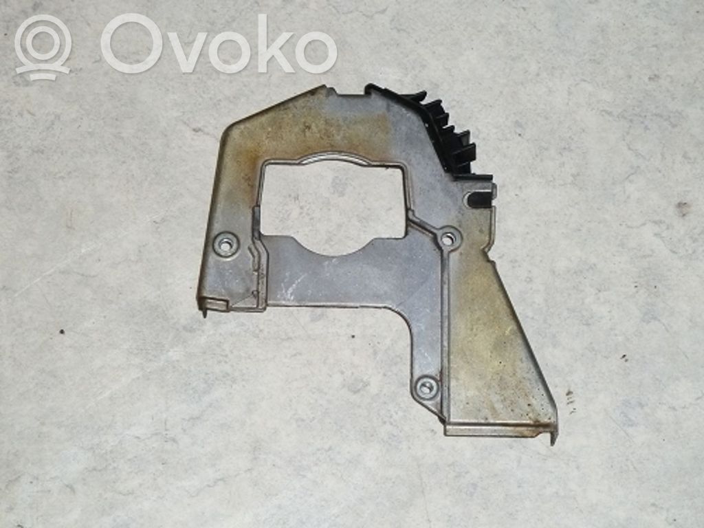 BMW 3 E30 Osłona łańcucha rozrządu 