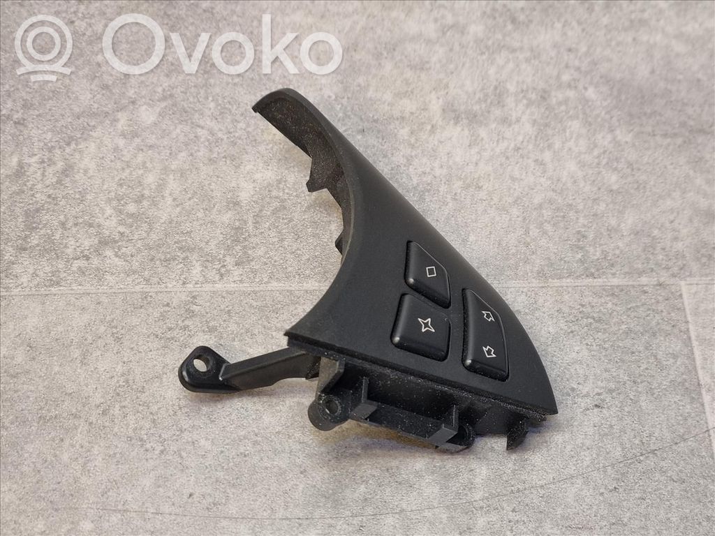 BMW 5 E60 E61 Steering wheel buttons/switches 