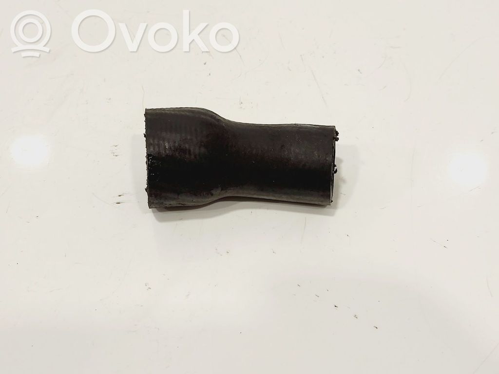 BMW 1 E81 E87 Ilmanoton letku 