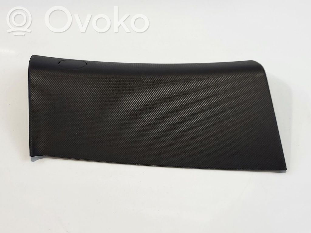 Osłona środkowa słupka / C   51437371537,51437371537