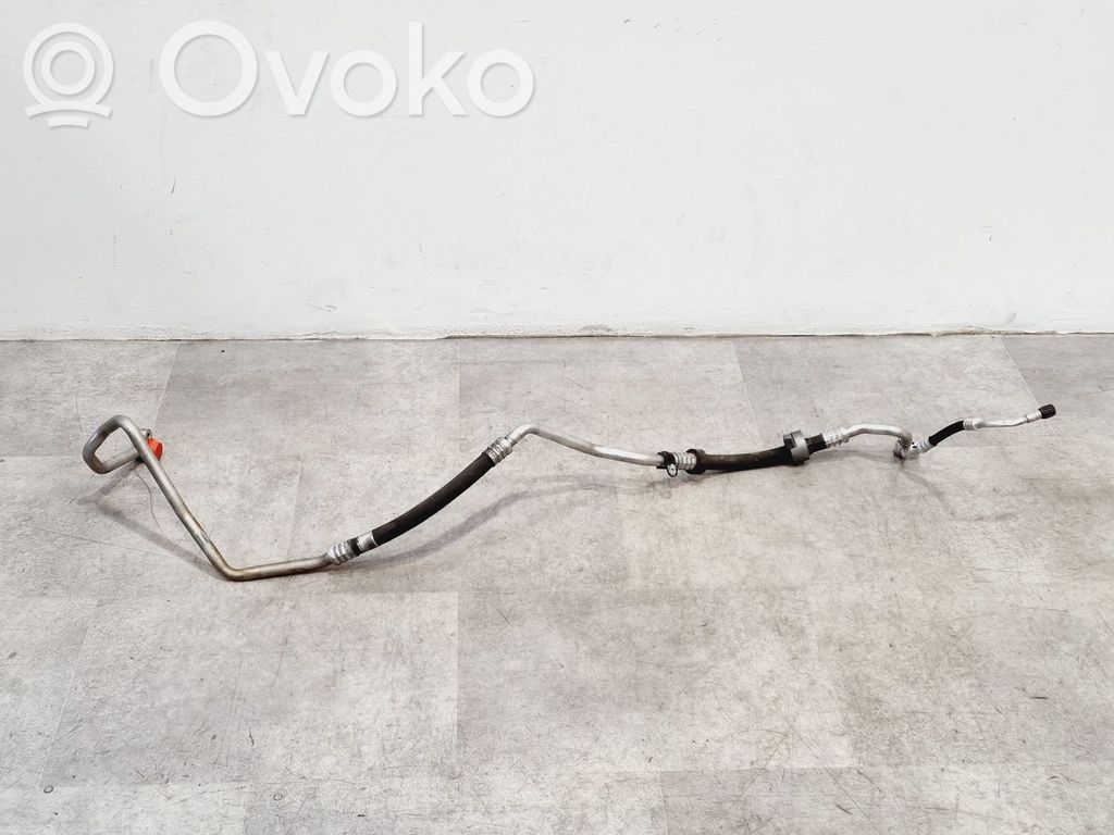 BMW 3 E90 E91 Ilmastointilaitteen putki (A/C) 