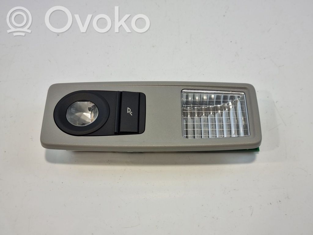 BMW X3 F25 Lampka podsufitki tylna 
