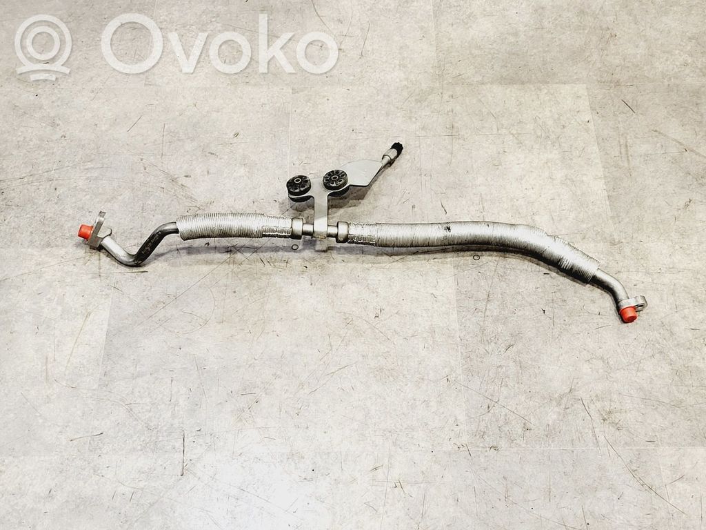 BMW 5 E60 E61 Ilmastointilaitteen putki (A/C) 