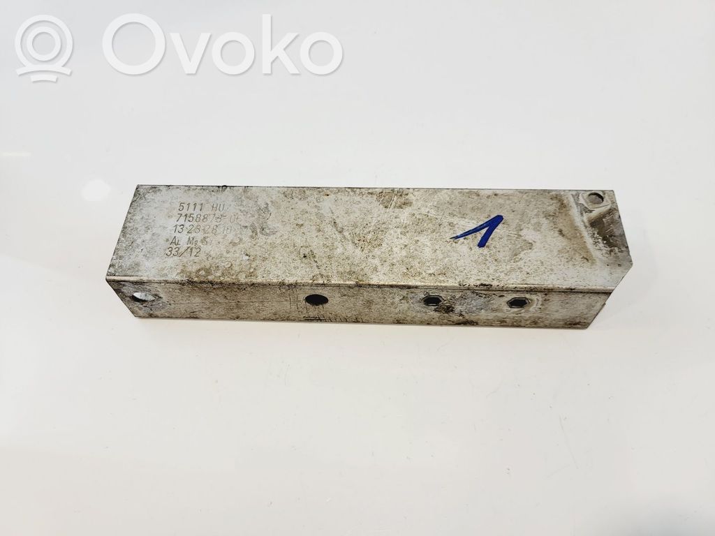 BMW 5 F10 F11 Smorzatore/ammortizzatore d’urto per paraurti anteriore 