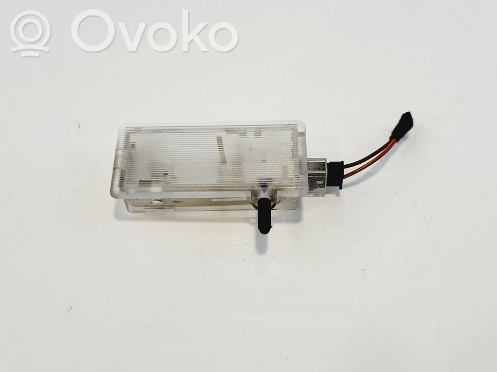 BMW 3 E90 E91 Luce vano portaoggetti