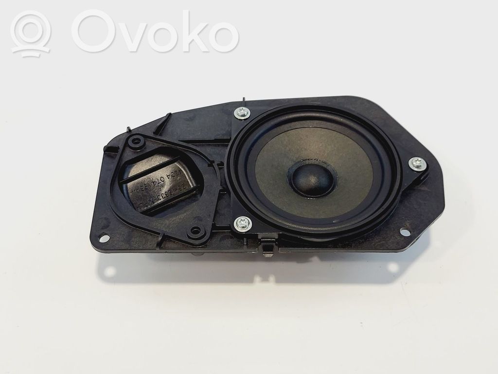BMW 5 E60 E61 Altavoz de la puerta trasera 