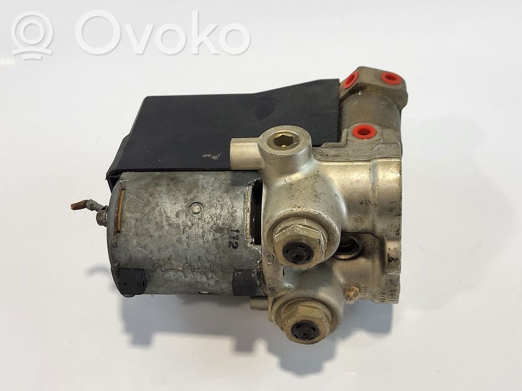 BMW 3 E30 ABS Pump 