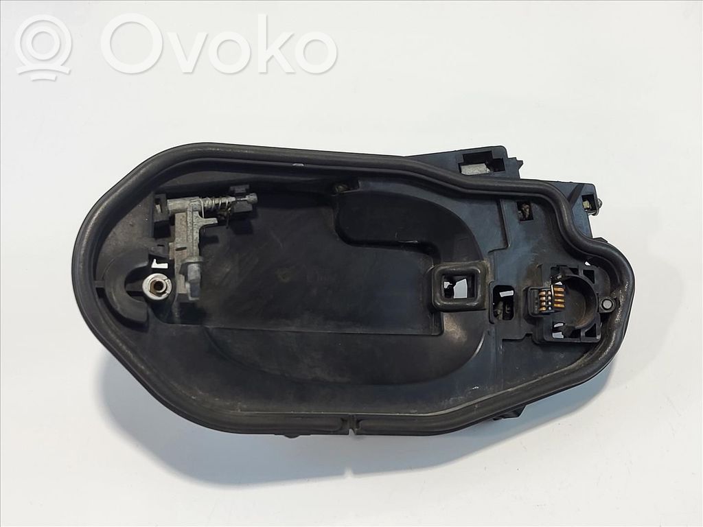 BMW 5 E60 E61 Takaoven ulkokahvan kehys 