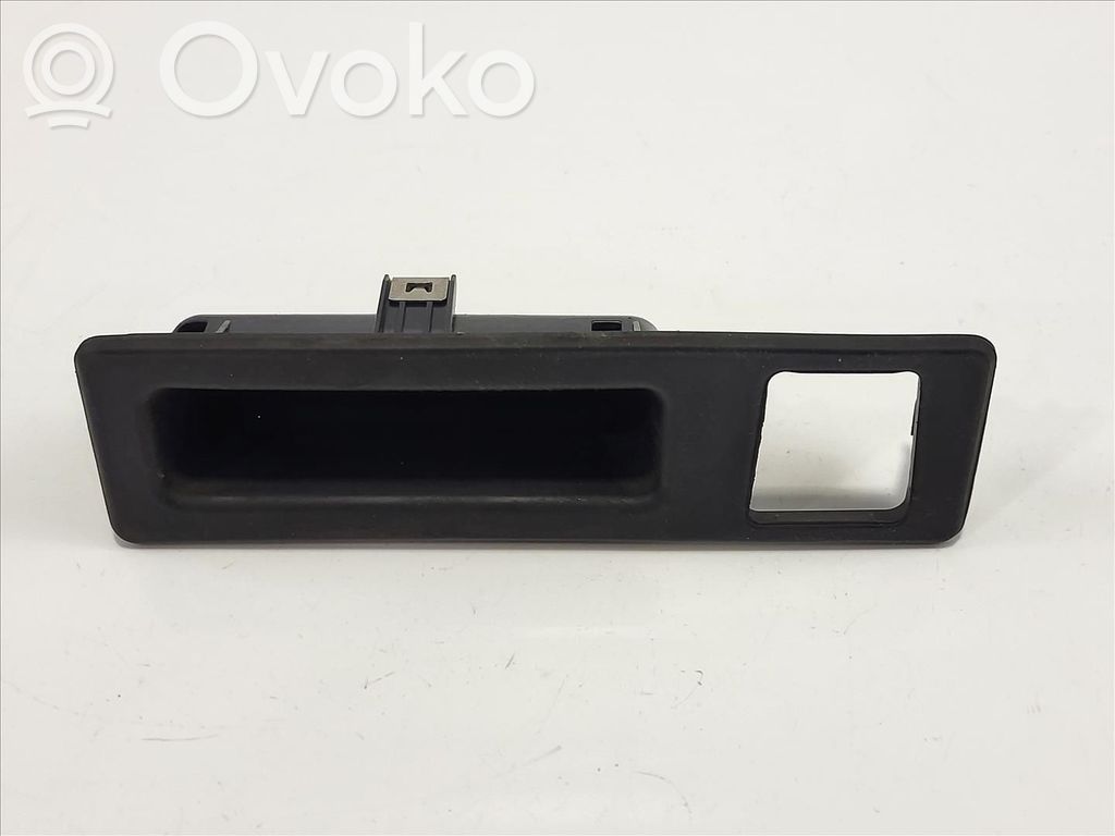 BMW 5 F10 F11 Buton deschidere portbagaj 