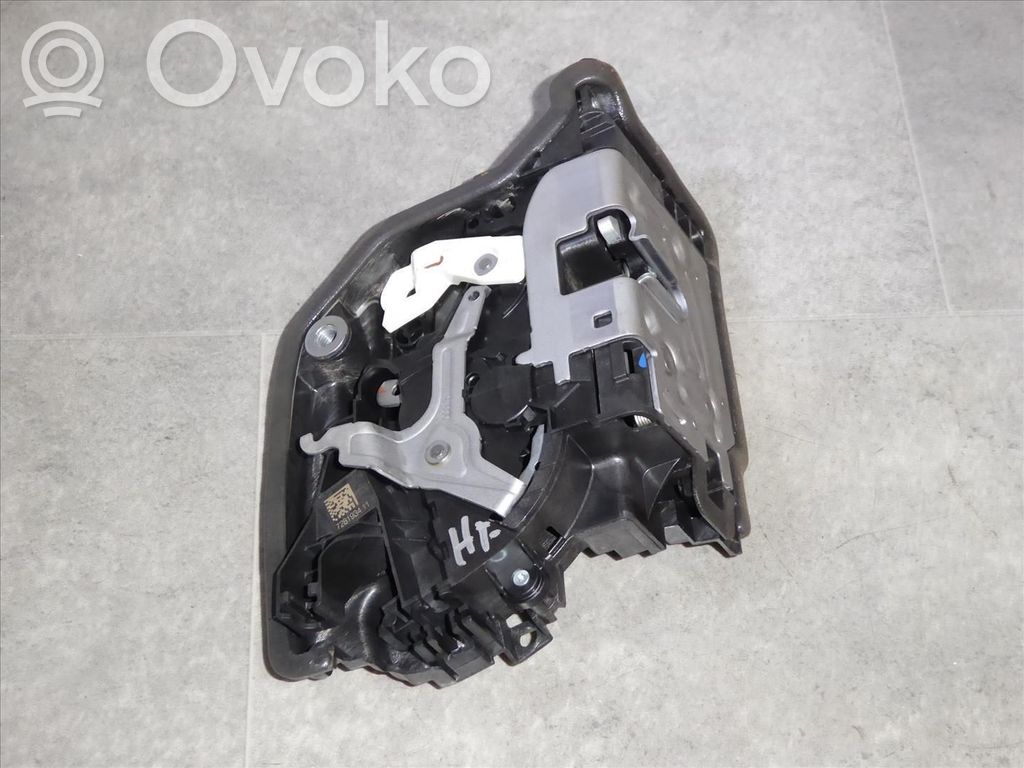 BMW 2 F45 Cerradura de puerta delantera 