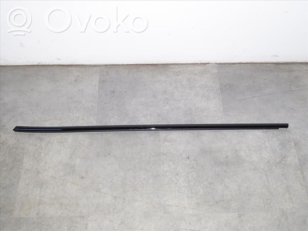 BMW 2 F45 Etuoven kynnyksen suojalista