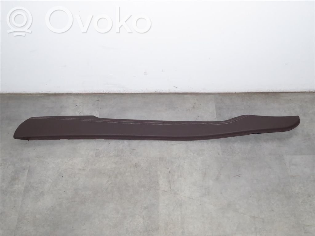 Osłona boczna tunelu środkowego   51169285094,51169285094