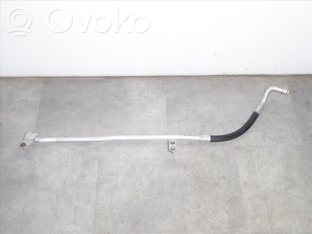 BMW 5 F10 F11 Tuyau sous vide