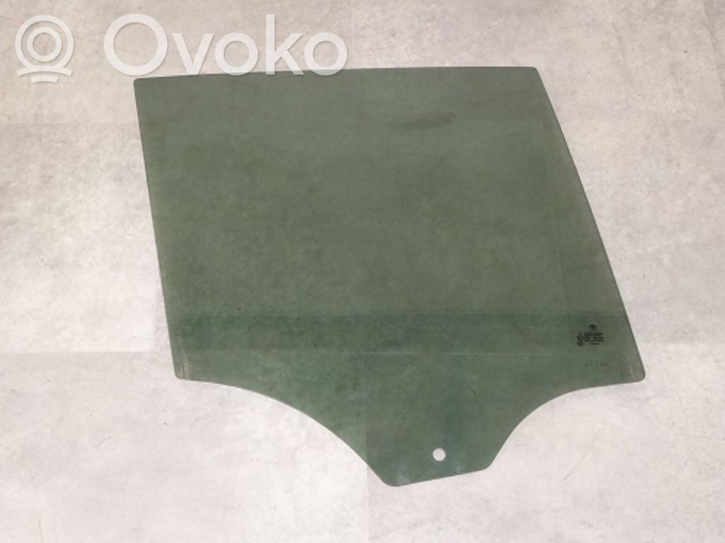 Rear side window   51363401866,51363401866