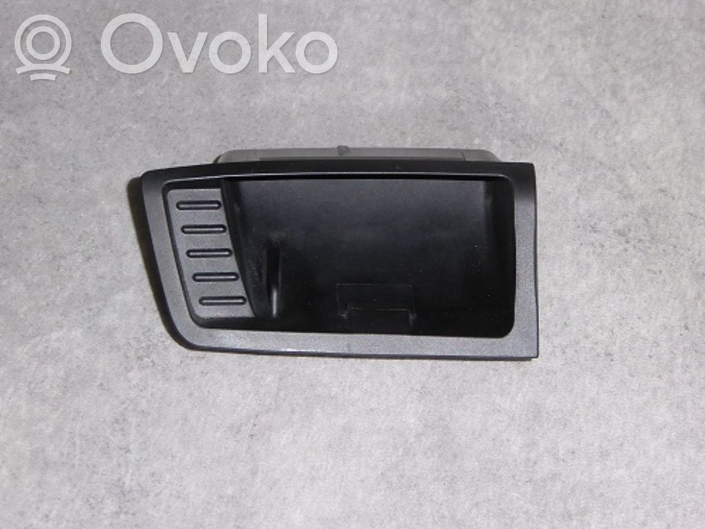 BMW 3 E90 E91 Aschenbecher vorne 